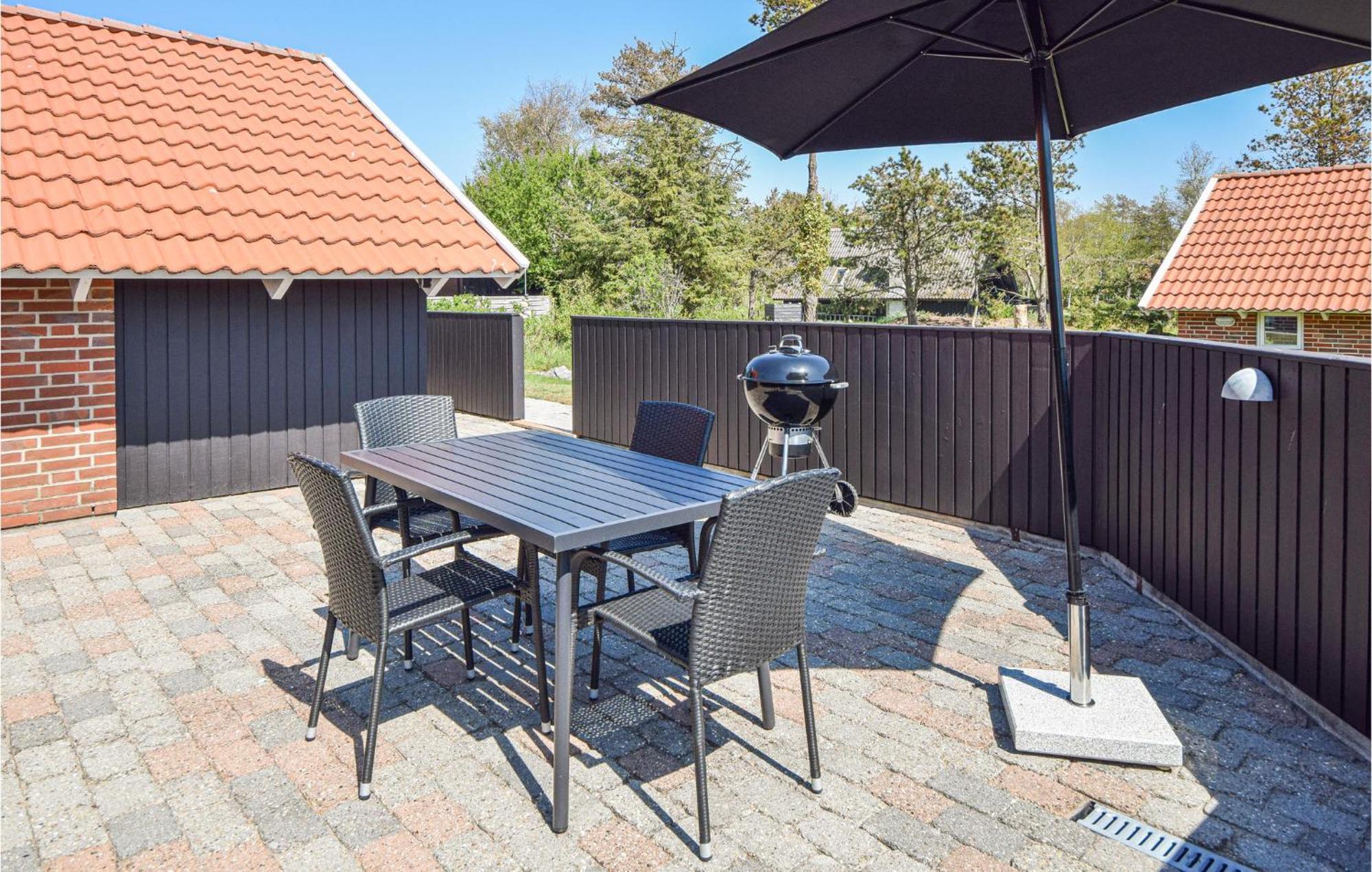 4 Bedroom Lovely Home In ブラーバンド エクステリア 写真
